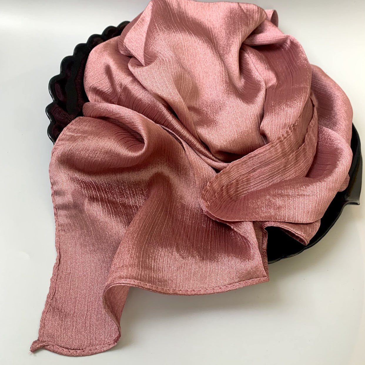 Dusty Pink Crinkle Silk Hijab
